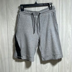 Rich Cotton men’s gray shorts size small